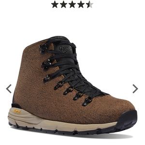 Danner Mountain 600 hiking boots. Men’s size 12